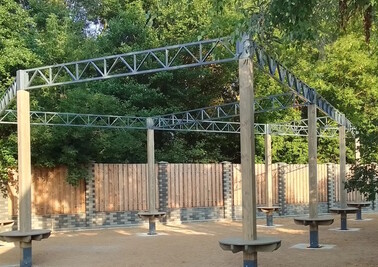 Терраса из металлоконструкций под ключ, проектирование, изготовление и монтаж от СтальСтрой-Нгр